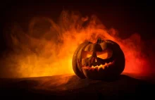 Cukierek albo powybijamy ci szyby?