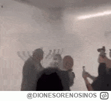 DIONESORENOSINOS - @kfff: odpisałbym ci średniomądra panienko jeszcze, ale widzę, że ...