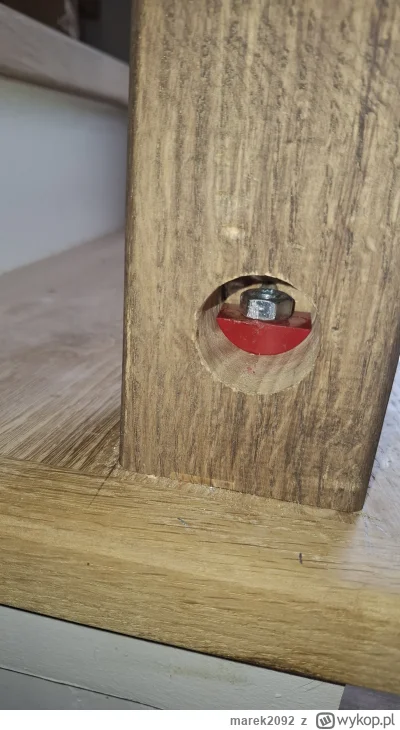 marek2092 - Mirki mam sprawę, montuje słupki na schody i przy jednej dziurze dałem d-...