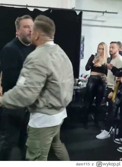 dam115 - @cipulenka222211 pytaj @NatalieWayne bo nagrywała z ukrycia