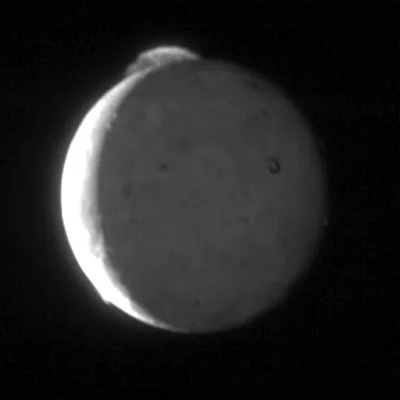 M.....n - Erupcja wulkanu na Io, księżycu Jowisza, uchwycona przez sondę New Horizons...
