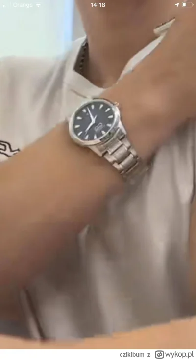 czikibum - Byłby ktoś w stanie pomóc mi zidentyfikować model tego zegarka?

#zegarki ...