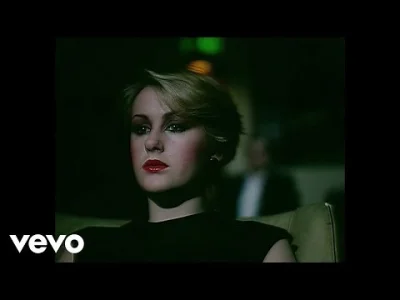 Lifelike - The Human League - "Don't You Want Me"
27.11.1981
O piosence: https://troj...