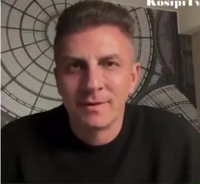 lepaq - Ale mu Wichniar powiedział, ale mu zrzedła mina xD

#mecz #kanalsportowy #bor...