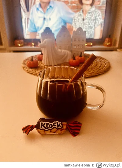 matkawielebna - #slubodpierwszegowejrzenia 
Siedzę sobie przed tv, grzane winko, ślub...