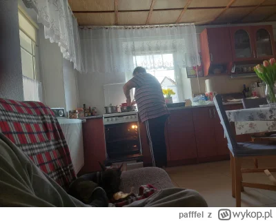 pafffel - @SebastianIIMordeczka mama już udka pichci