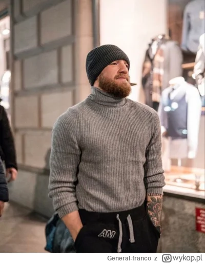 General-franco - @MarcinE45: o jezu tragedia, chłop włożył golf... mcgregor to tez me...