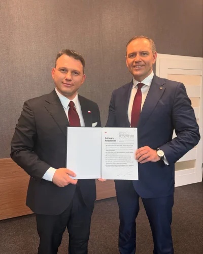 theOstry - Hej brygada, co tacy weseli jesteście. Na odwrót wyszło z tą deklaracją.

...