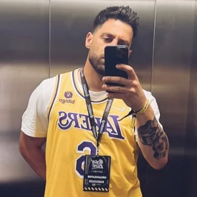 m-2000 - Okaż wsparcie Michałowi Rogozińskiemu klikając "+" 

#famemma