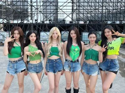 XKHYCCB2dX - #koreanka #stayc