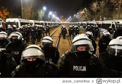 jezus_cameltoe - #Policja #pis #kaczynski #polska #polityka #warszawa 

A nie lepiej ...