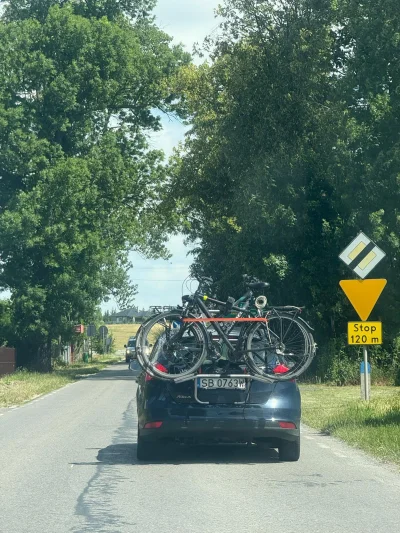 ArchDelux - Uwielbiam, kiedy sezon na #rower i #samochody na #polskiedrogi jest w peł...