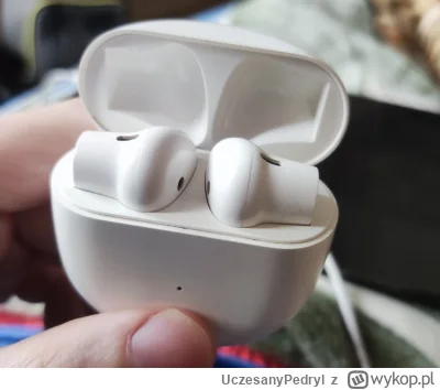 UczesanyPedryl - >@KonwersatorZabytkow: "jedyne" 600 złotych za słuchawki do telefonu...