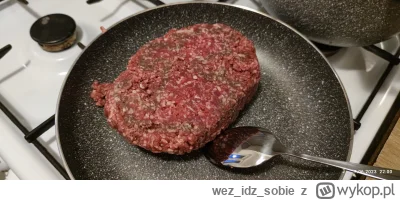 wezidzsobie - Kupiłem wołowinę, z wierzchu ładna a w środku takie coś. To od krwi czy...