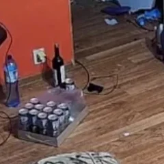 LenoV12 - @PolakRzeczny: 
Dobrze że ma przy czym siedzieć na tej karze xd