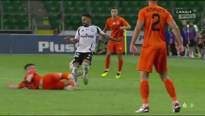 raul7788 - #mecz #meczgif #legia 

https://streamin.one/v/8cd44e87