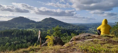 LokalistaYT - Jedno z tych moich miejsc, gdzie siędzę cały weekend i nikt mi głowy ni...