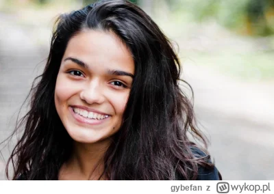 gybefan - @ijones ogólnie durne zdjęcie pod tezę, bo aktorka grająca Śnieżkę zasadnic...