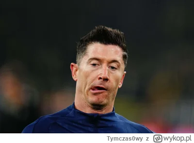 Tymczas0wy - Lewandowski walczący z przyjęciem piłki, koloryzowane XDDD

#mecz