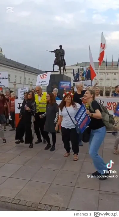 i-marszi - A tu jak brygada roześmiana i roztańczona XD

#4konserwy #neuropa #polityk...