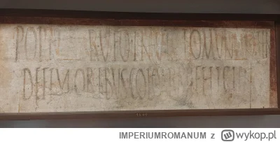 IMPERIUMROMANUM - Fragment rzymskiego fresku z czarnymi napisami

Fragment rzymskiego...