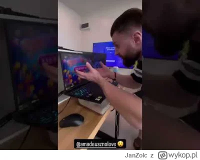 JanZolc - @ysyststs-ududusus: Jest filmik, jak Amadi wygrywa milion w kasynie przecie...