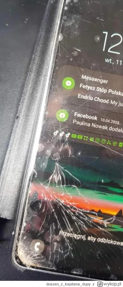 duszanzkapitana_dupy - Spadł mi telefon z #android z ok półtora metra, jest takie pęk...