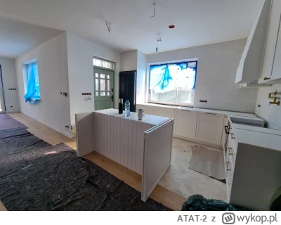 ATAT-2 - Powolutku do przodu. Za pół godziny wjeżdżają blaty i żegnam sie z fachowcam...