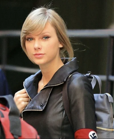 m.....5 - Nie uważacie, że taki kostium sceniczny i to w Warszawie, w rocznicę Powsta...