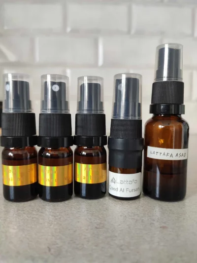 khetar - #perfumy

Puszczę w świat parę dekantów. Nowa cena 45zł, mogę wrzucić na OLX...