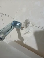 Smarek37 - #remontujzwykopem #lazienka #patodeweloperka #elektryka
Tak sobie dewelope...