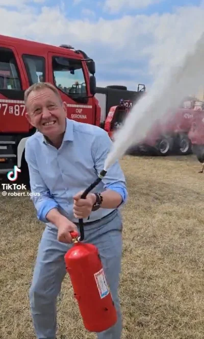 Sfont_stont - On gasił zanim to było modne

#heheszki #polityka #sejm