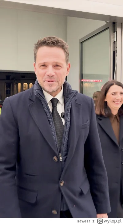 sawes1 - @Tojamoze_pozamiatam: Byc może. Nie wiem. Wiem za to, że ma nadzór nad ludźm...