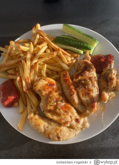 sebastian-rogalski - Prosty obiad prostego huopa do oceny:

- Kurczak marynowany od w...