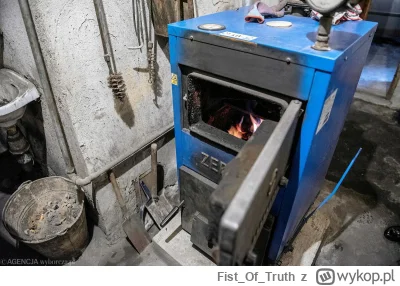 FistOfTruth - Komora maszyny losującej jest pusta, następuje zwolnienie blokady...