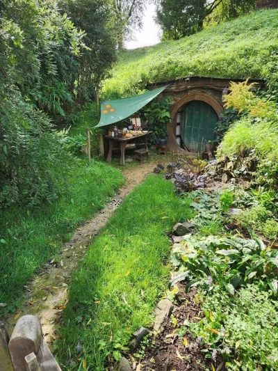 Best_One - #przegryw 
Cisza i spokój, czego chcieć więcej?