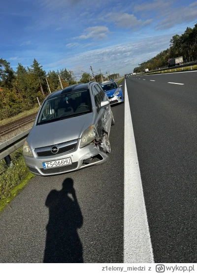 z1elony_miedzi - i cyk, obywatelskie zatrzymanie pijoka. (⌐ ͡■ ͜ʖ ͡■) oby nie poszło ...