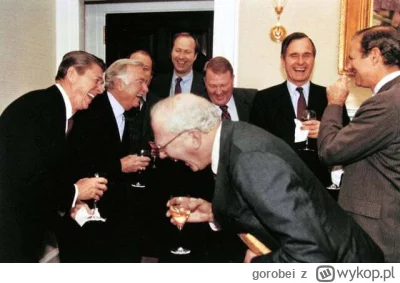 gorobei - >W skrócie: Bogaci chcą aby biedni mieli lepiej

@Bejro: