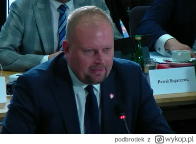 podbrodek - #sejm ale czerwona morda tego pajaca, co on w ogole wygaduje