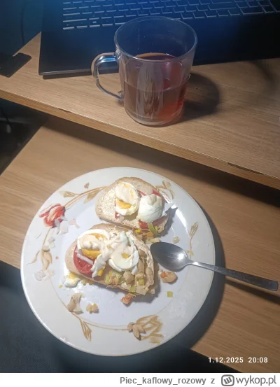 Pieckaflowyrozowy - #przegryw 
Kolacja boża dla jego