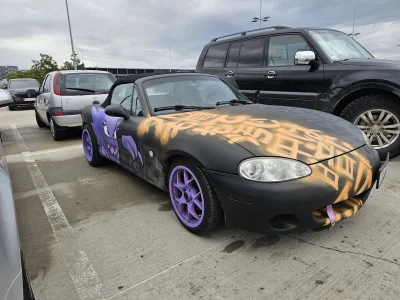 anonim1133 - Ale dziś we #wroclaw fajną #mx5 widziałem #motoryzacja 
Niby szprejem zr...