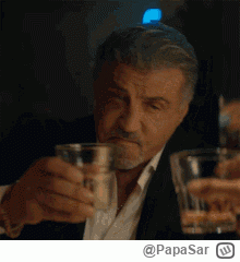 PapaSar - Wszystkiego najlepszego ¯\(ツ)/¯

#przegrywpo30tce #samotnosc #nerwica #depr...