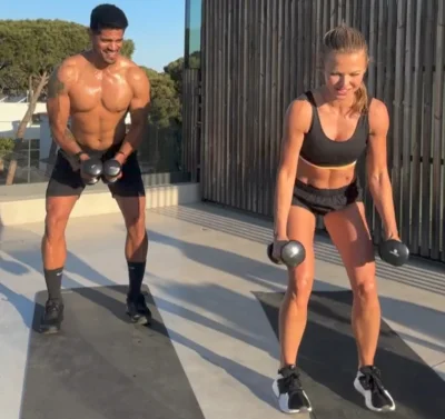 adam-buksa96 - #mecz Alvaro nie patrz tak na mnie, jestem małżonką napastnika barcelo...