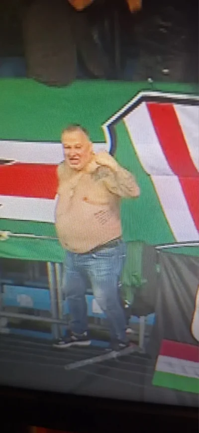 thority - WolnyBLN- ja nam mocną głowę.

@WolnyBLN po dwóch Perłach:
#mecz 
#legia