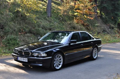 Yeahido - @elozapiekanka: BMW E38, nie wiem czy nowocześnie, ale dobrze się starzeje.