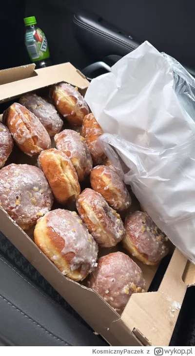 K.....k - Z okazji mojego święta czyli @KosmicznyPaczek życzę wam zawsze pełnych pącz...