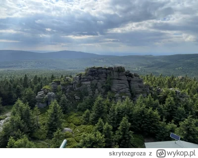 skrytozgroza - https://mapa-turystyczna.pl/node/poledni-kameny

Kamulce, więcej kamul...