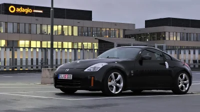 bidzej - Ależ lubię tego s---------a (｡◕‿‿◕｡)

#motoryzacja #nissan #350z #pokazauto