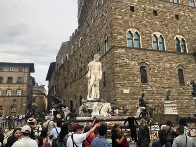 ChlopoRobotnik2137 - Piękna fontanna