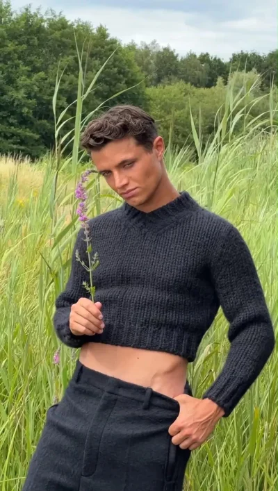 Drogomir - To nie AI, tylko zdjęcia z sesji przyszłego mistrza świata F1 dla Vogue. S...